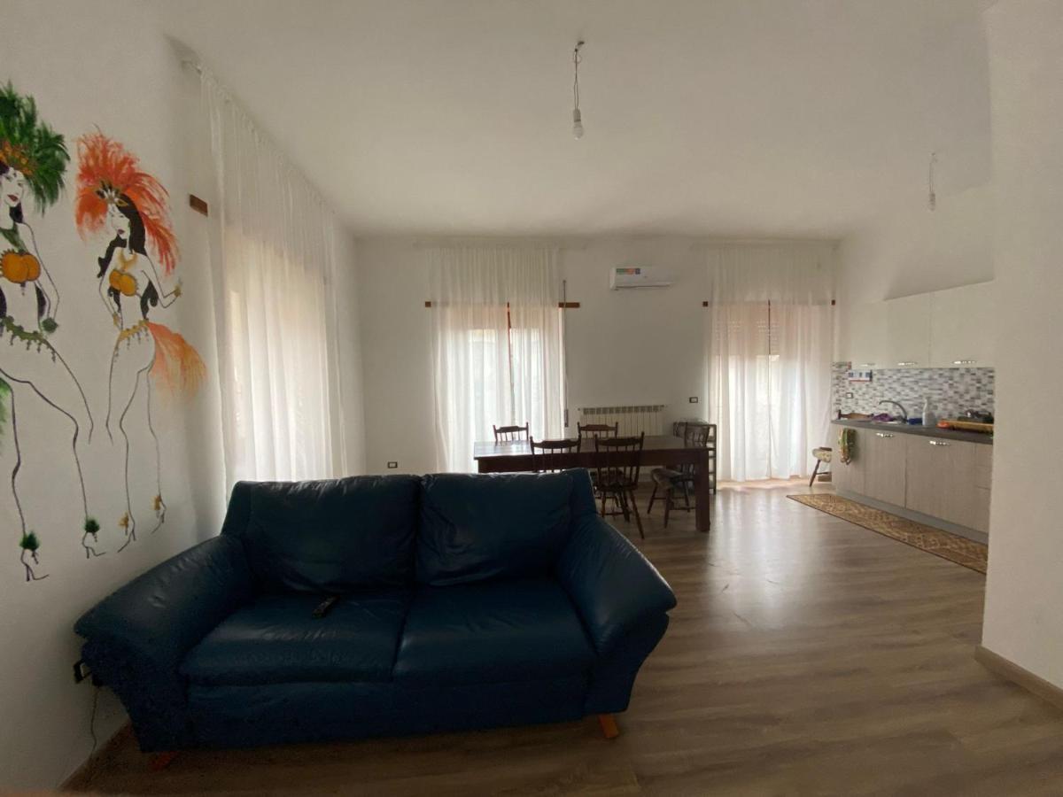 Ferienwohnung La Casa Di Gianfry Paola Exterior foto